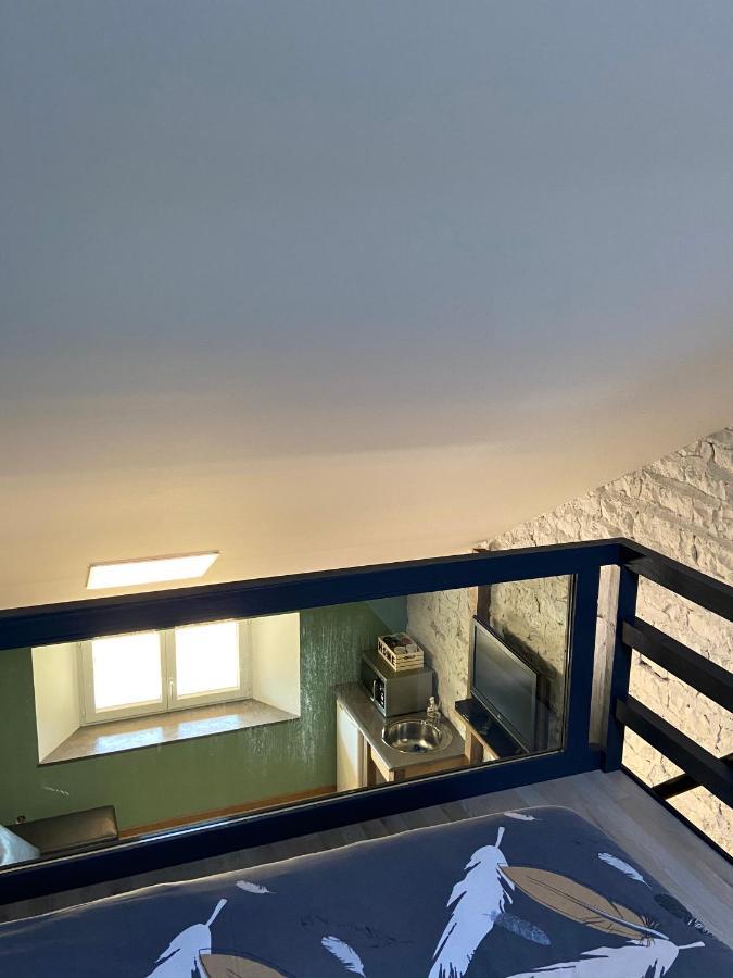La Chambre Des Carrelets Montigny-sur-l'Ain Exteriör bild